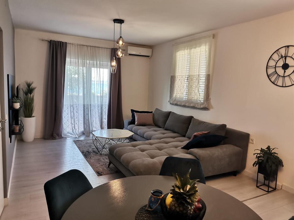 Apartmani Darko ルティナ エクステリア 写真