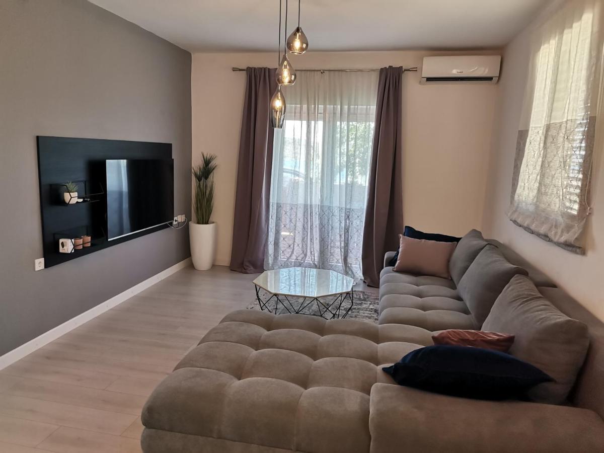 Apartmani Darko ルティナ エクステリア 写真