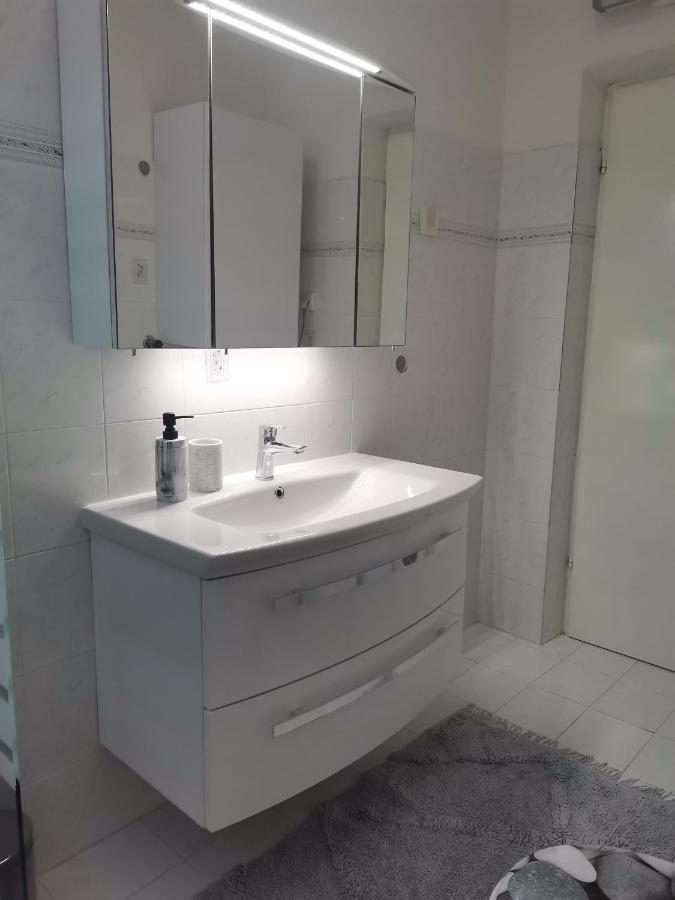 Apartmani Darko ルティナ エクステリア 写真