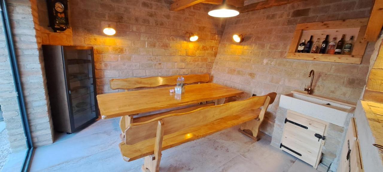 Apartmani Darko ルティナ エクステリア 写真